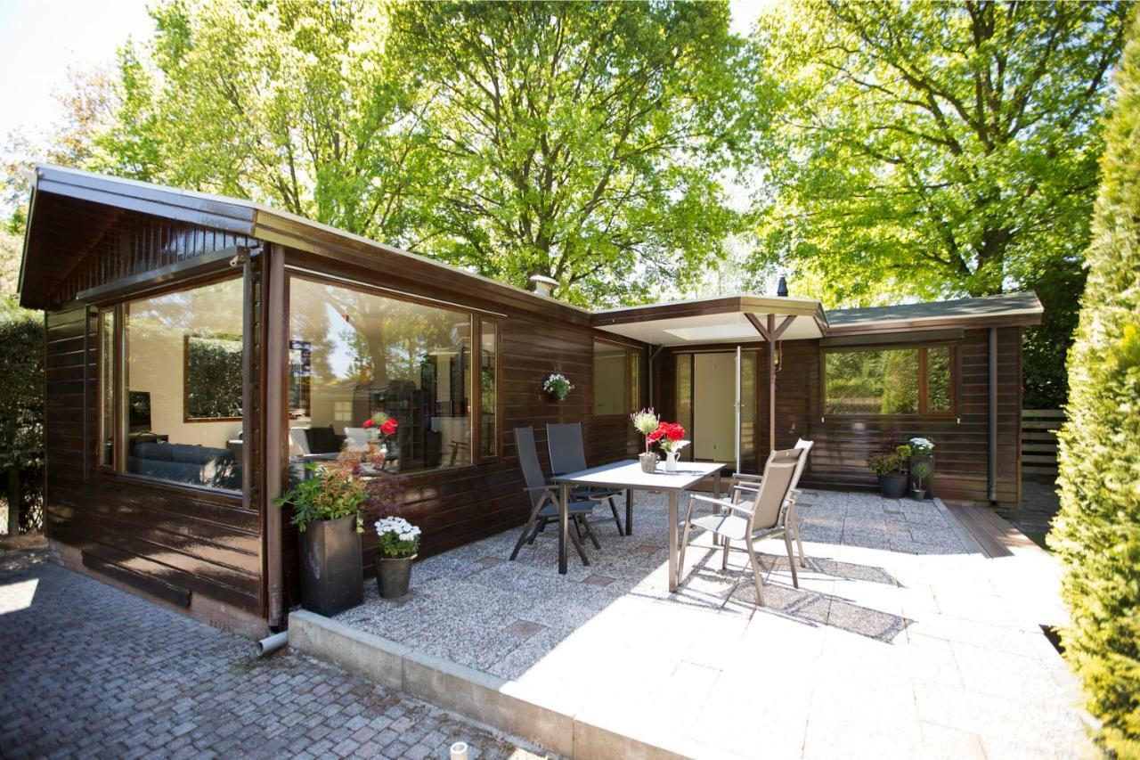 Relaxed Verblijf In Chalet Op De Veluwe Villa Putten Eksteriør bilde